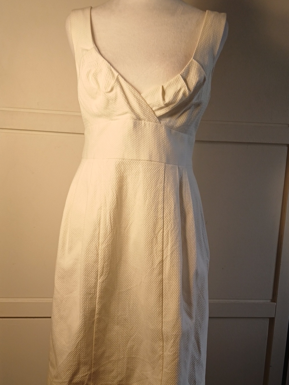 White Textured V-Neck Sleeveless Dress Nannette Lepore